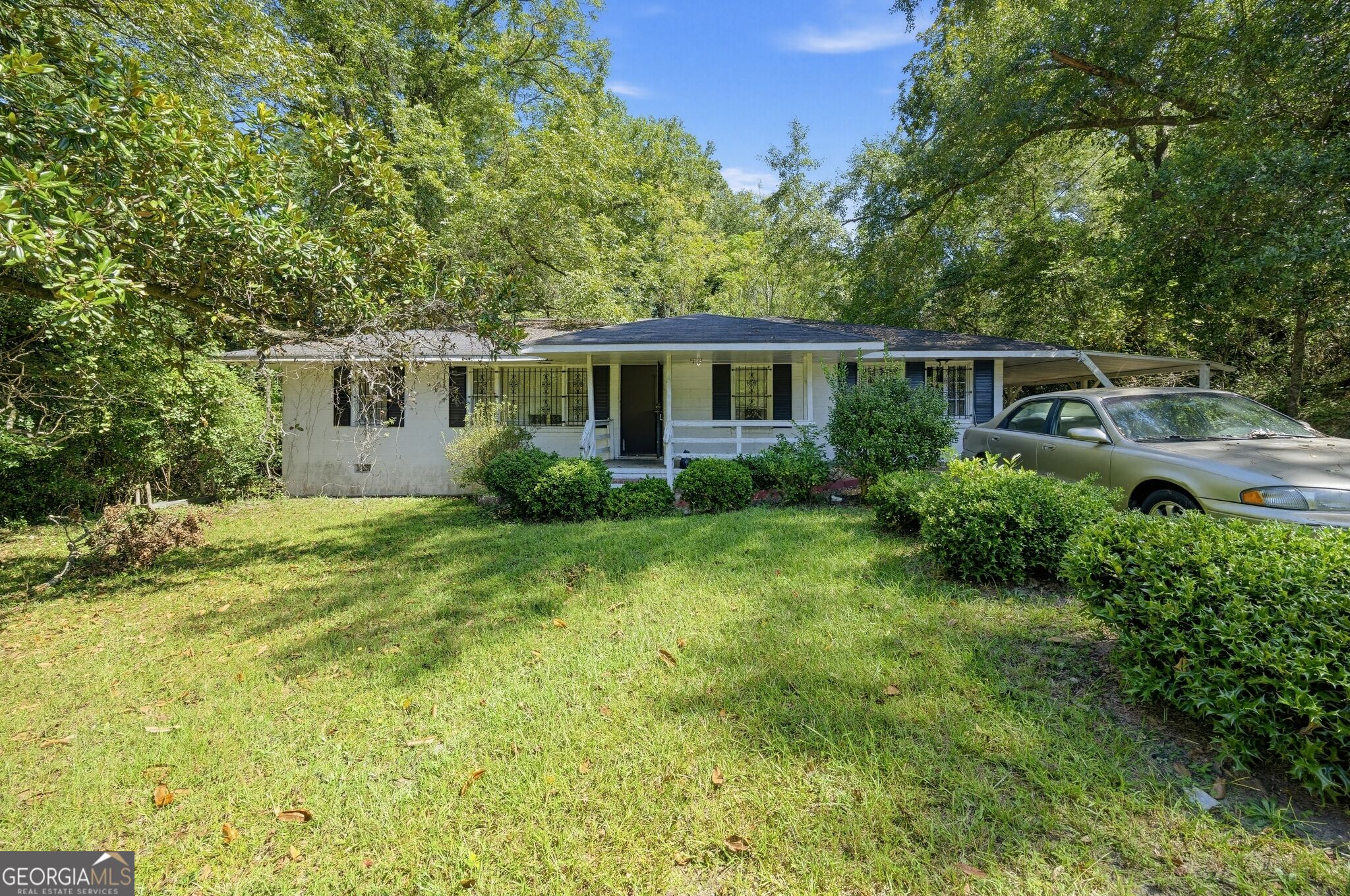 5648 Boby Drive Property Photo 1