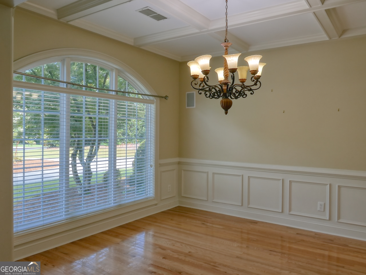 124 Somerset Hills Property Photo 6
