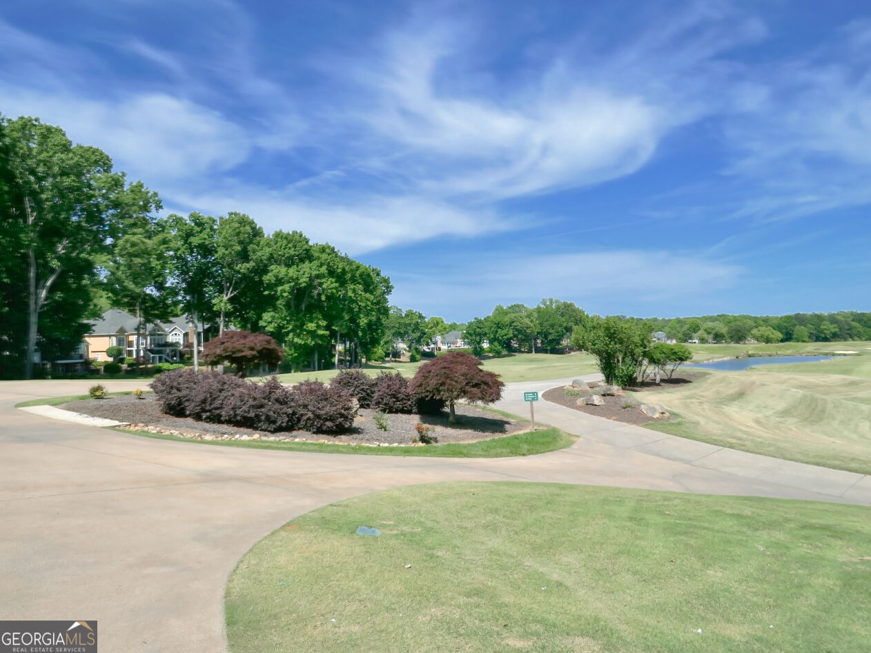 124 Somerset Hills Property Photo 32