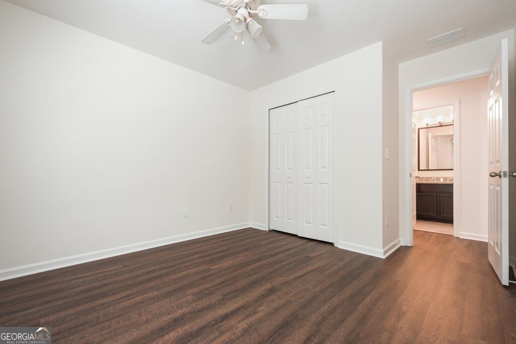 2401 Heritage Park Circle Nw # 14 Property Photo 26