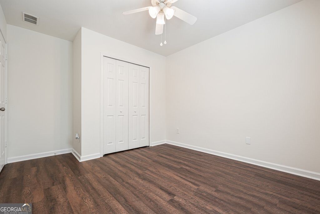 2401 Heritage Park Circle Nw # 14 Property Photo 30