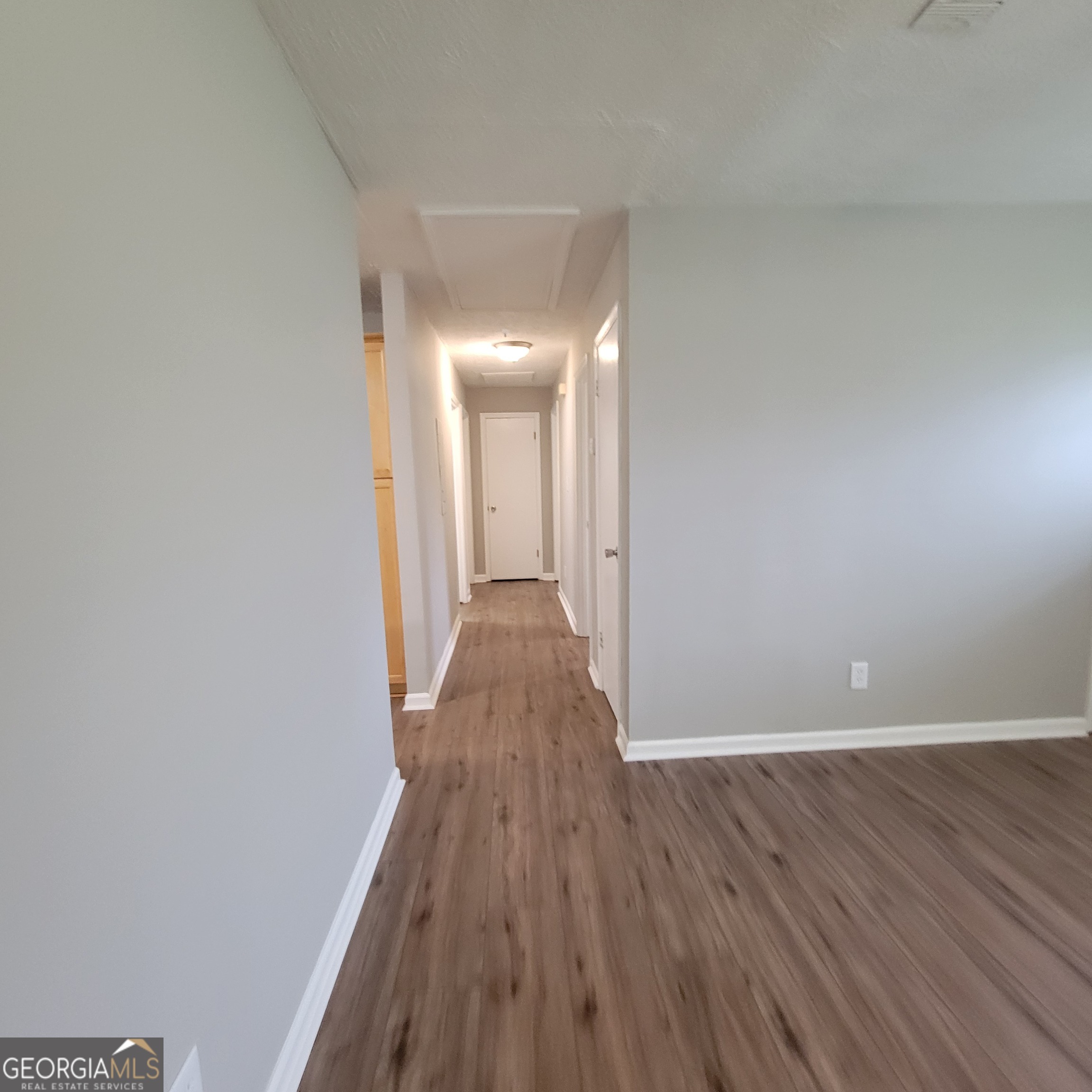 77 Pierce Road Property Photo 14
