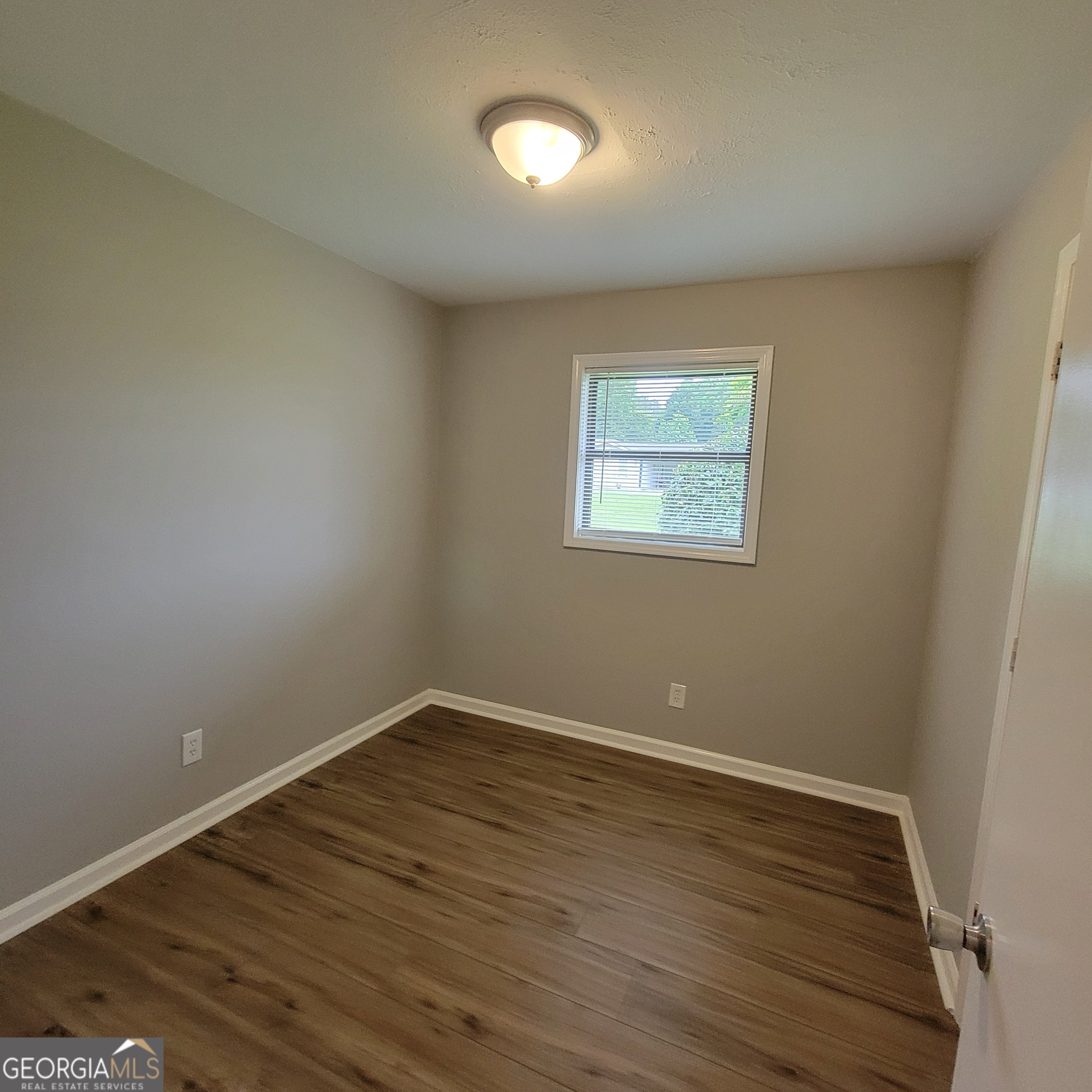 77 Pierce Road Property Photo 16