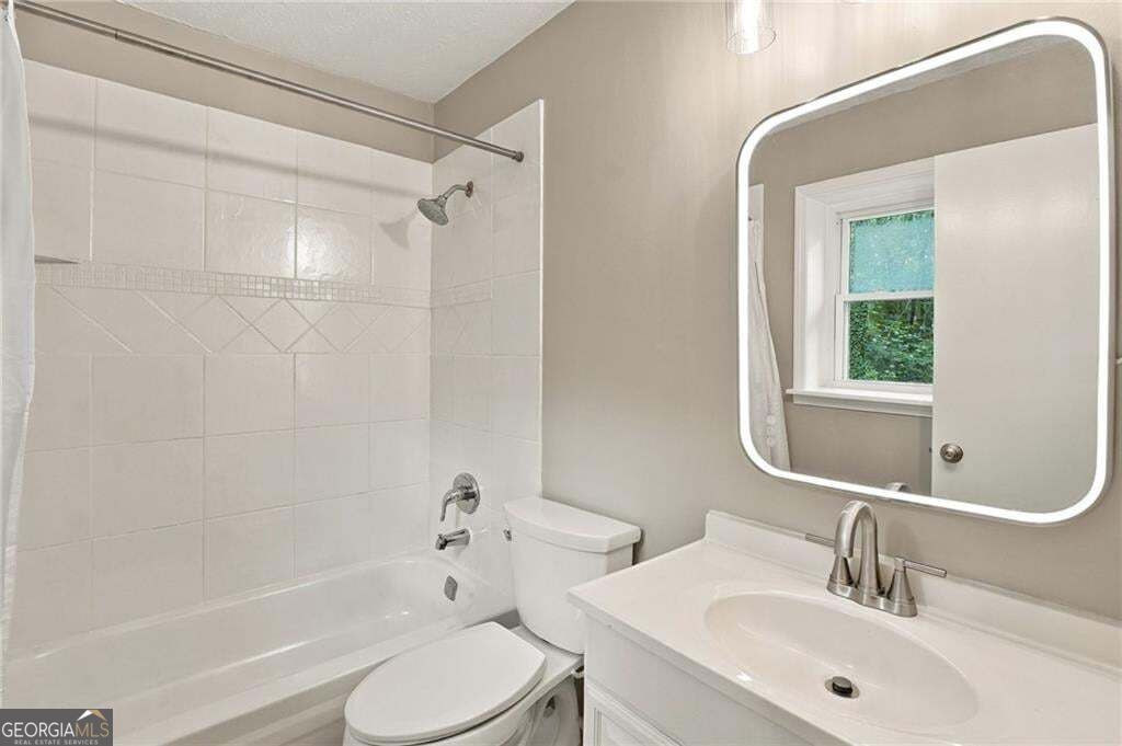 2020 Afond Court Property Photo 11