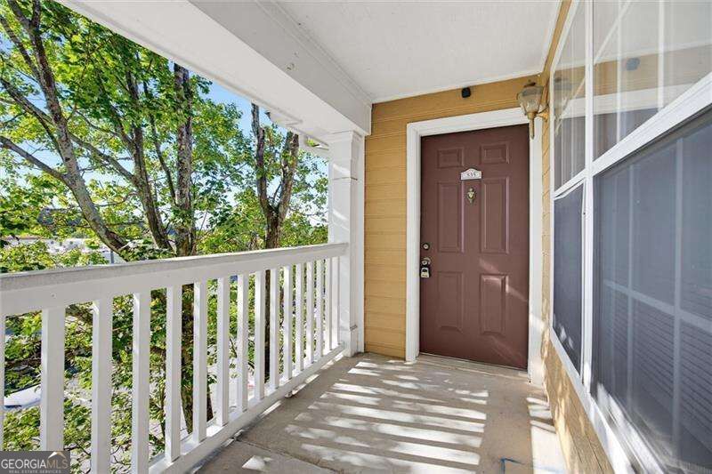 535 Bentley Place Property Photo 3