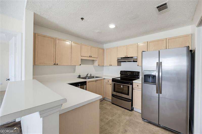 535 Bentley Place Property Photo 10