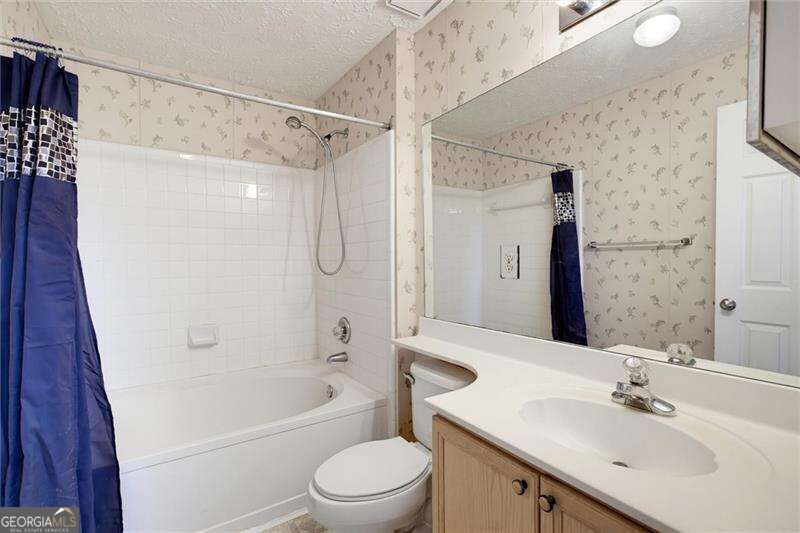 535 Bentley Place Property Photo 17