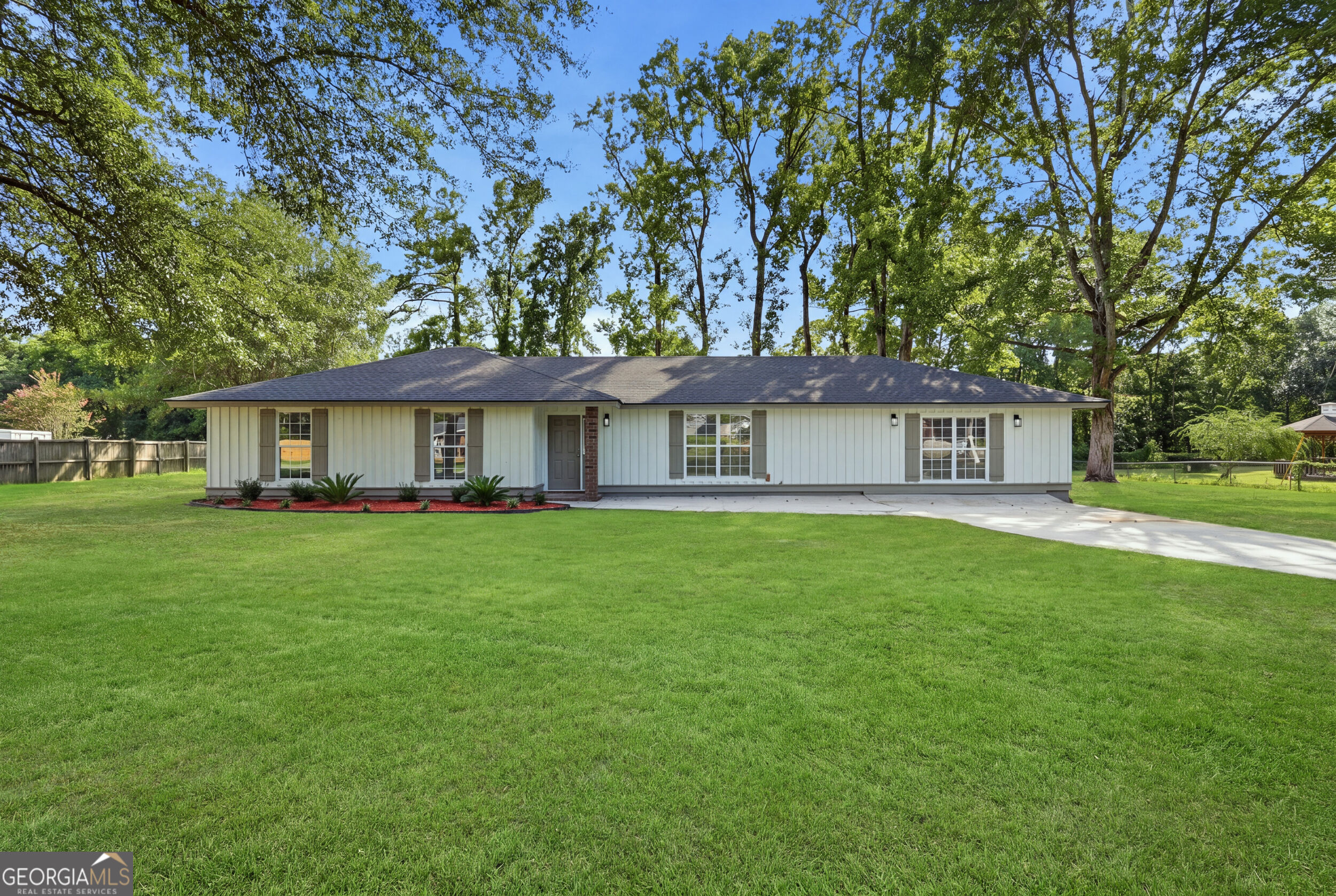 131 Bea Road Property Photo 1