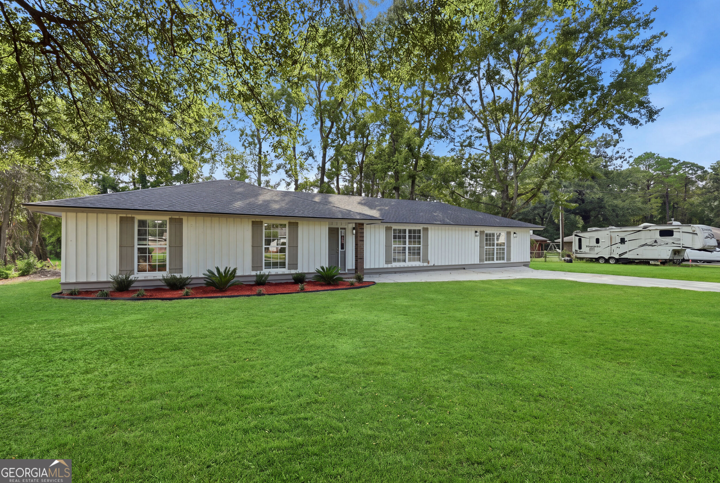 131 Bea Road Property Photo 2