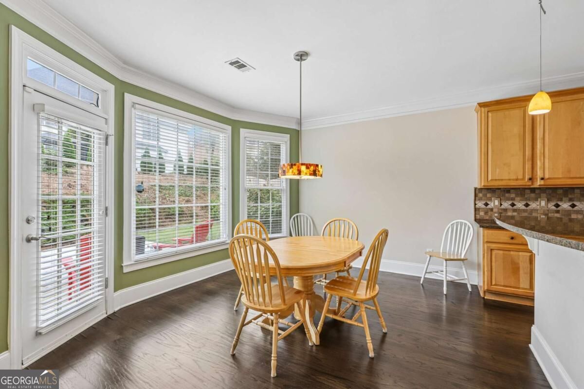3750 Highcroft Circle Property Photo 11