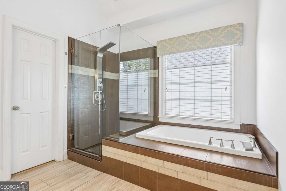 3750 Highcroft Circle Property Photo 15