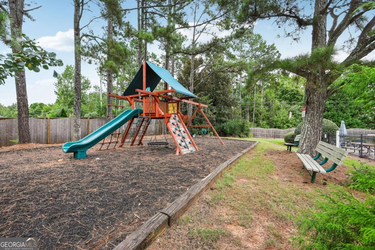 3750 Highcroft Circle Property Photo 28