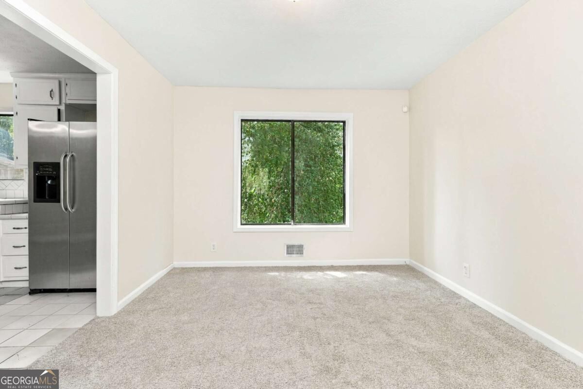 2576 Glenrock Drive Property Photo 5