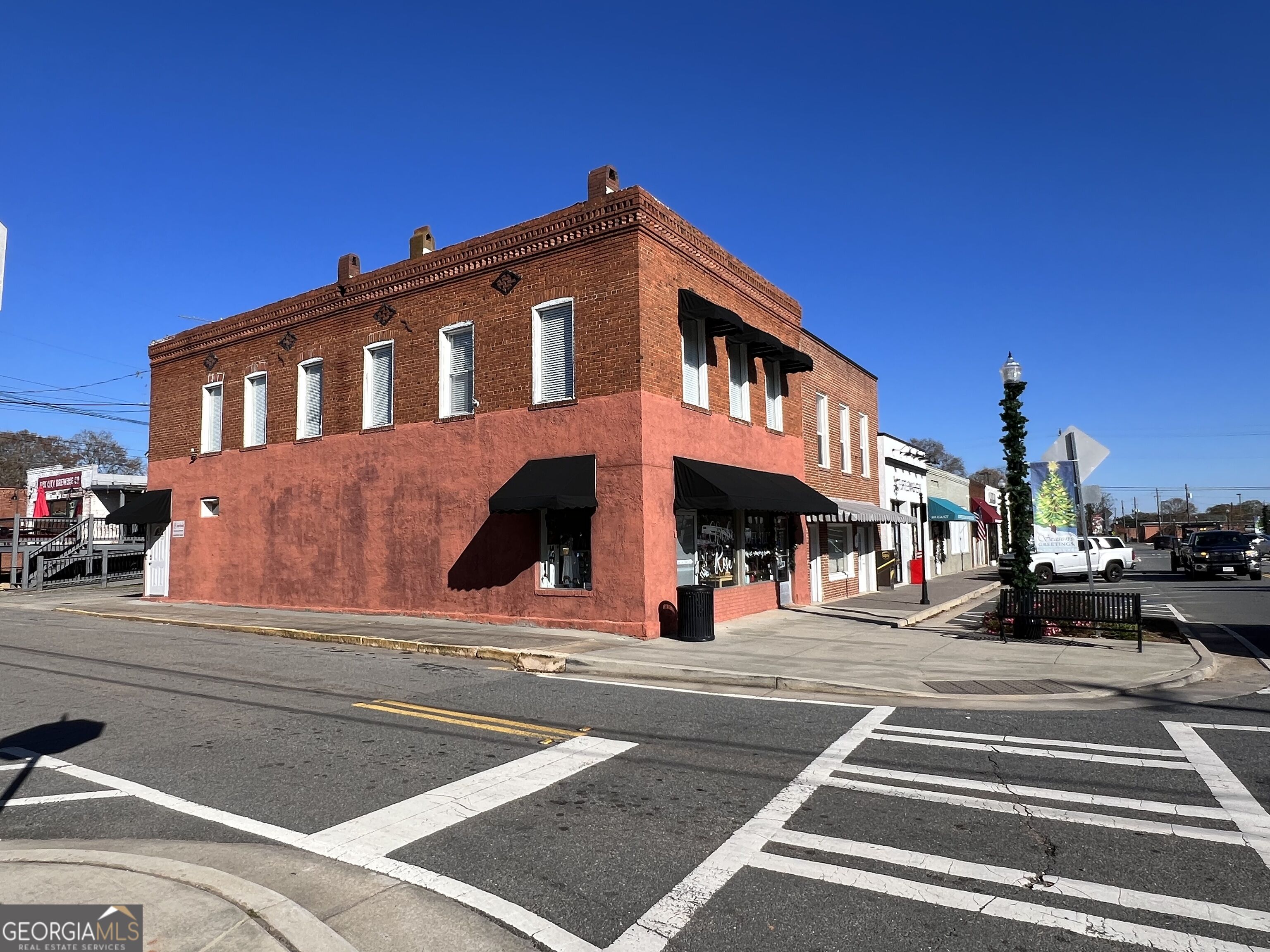 30 E Johnston Street Property Photo 11