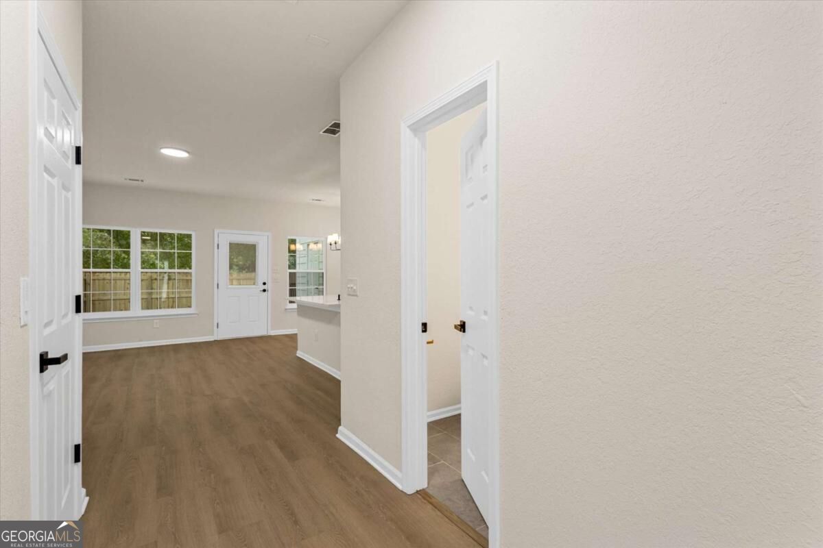 268 Brookview Drive Property Photo 9