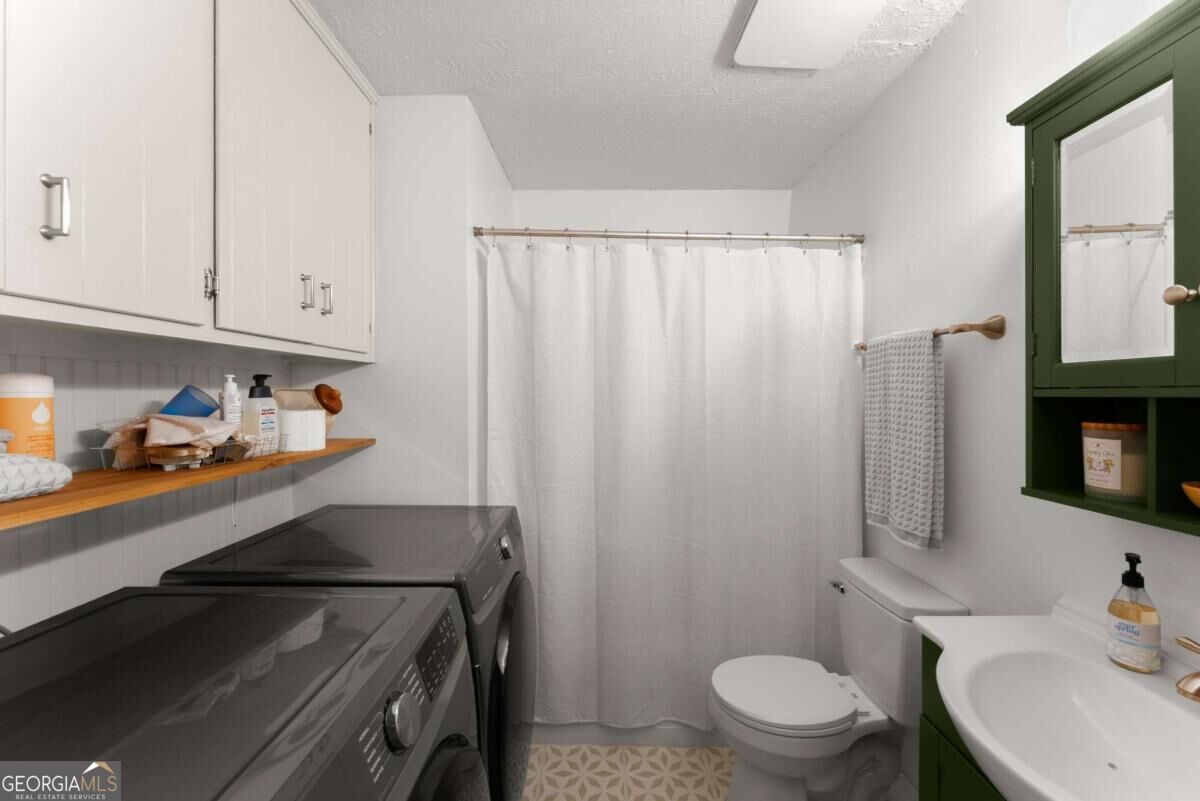 100 Hidden Hills Lane Property Photo 17