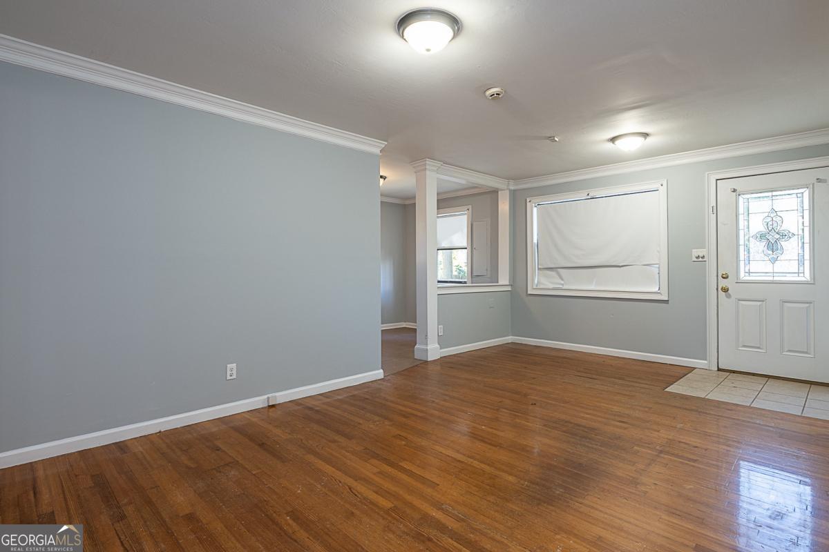 568 Stokeswood Avenue Se Property Photo 8