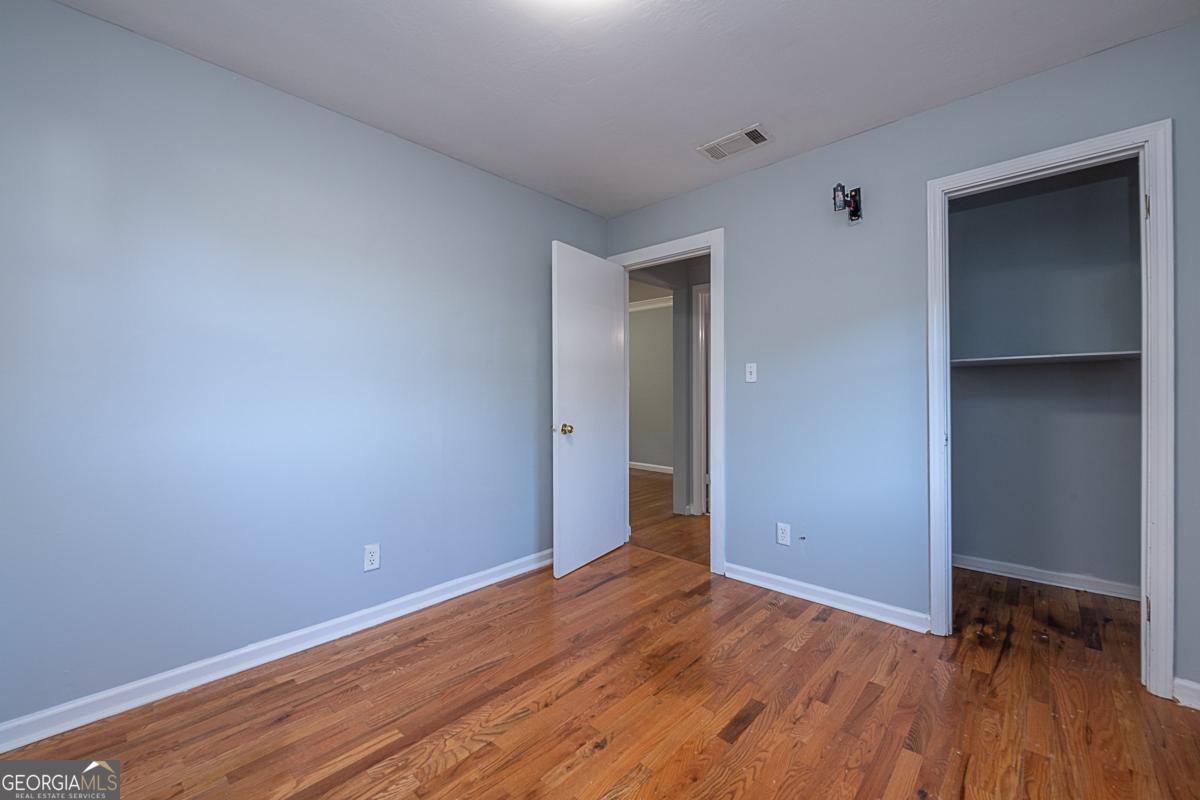 568 Stokeswood Avenue Se Property Photo 20