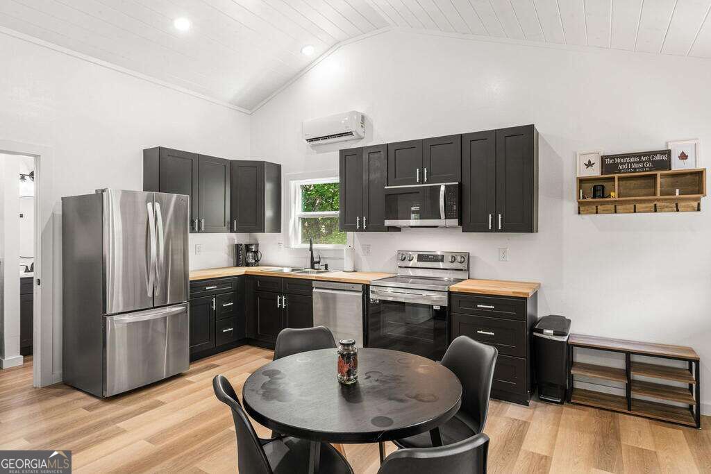 3160 Morrow Road Property Photo 41