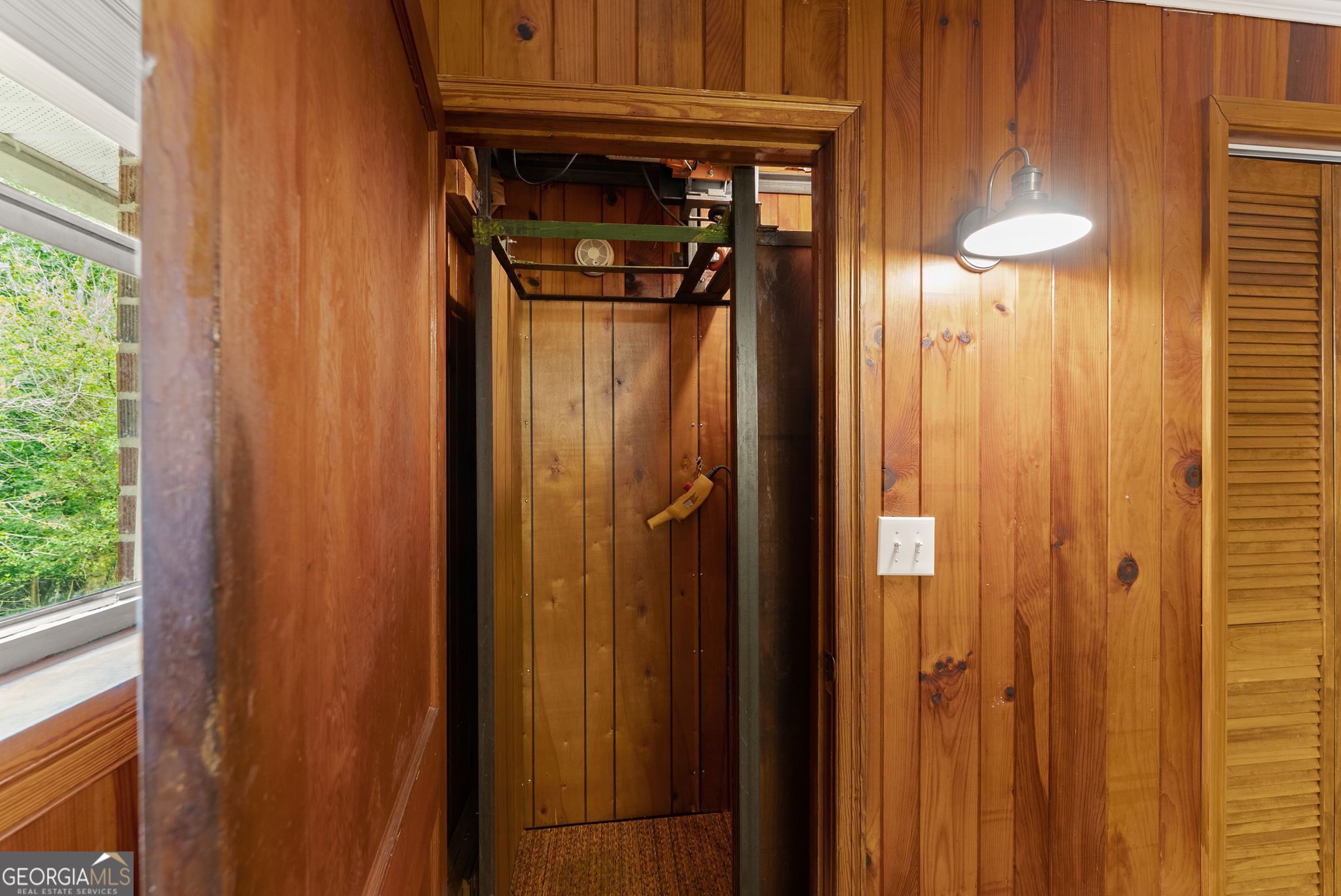 130 W Hood Street Property Photo 27