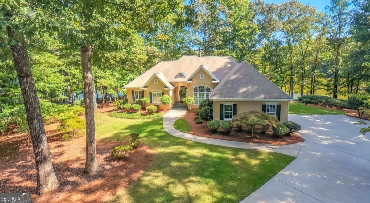 320 Laurel Lakes Drive Property Photo 1