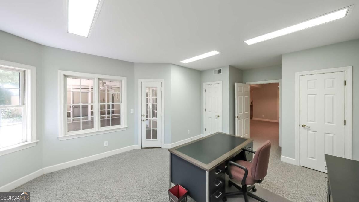 320 Laurel Lakes Drive Property Photo 61