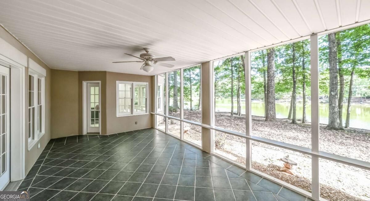 320 Laurel Lakes Drive Property Photo 70