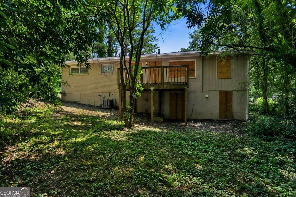3490 Pinehill Drive Property Photo 1