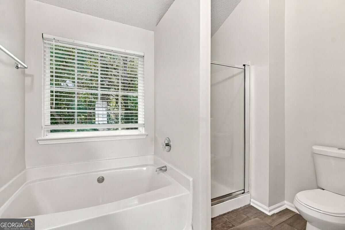 5741 Village Loop Property Photo 17