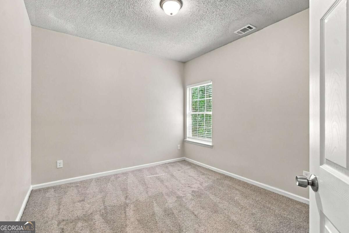 5741 Village Loop Property Photo 23