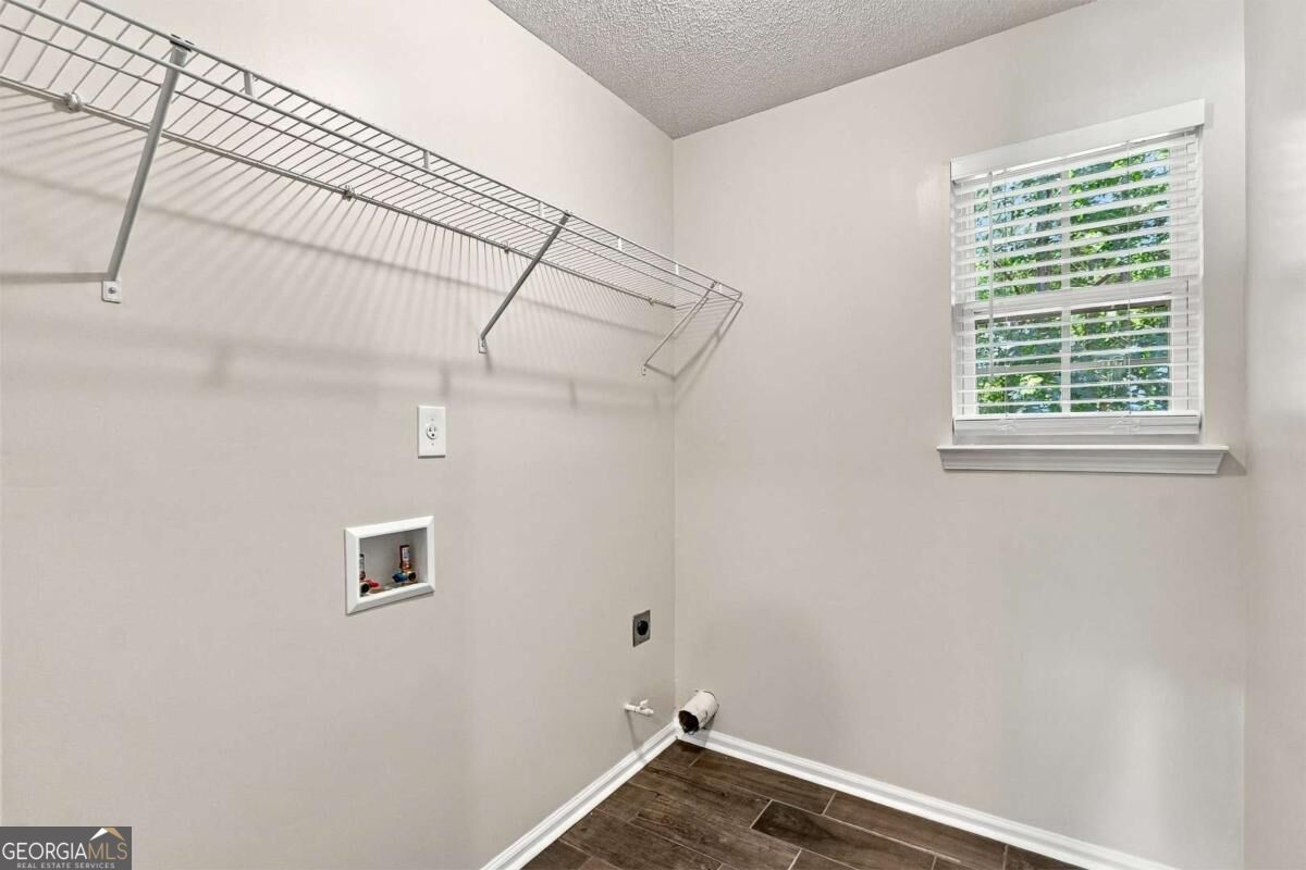 5741 Village Loop Property Photo 26