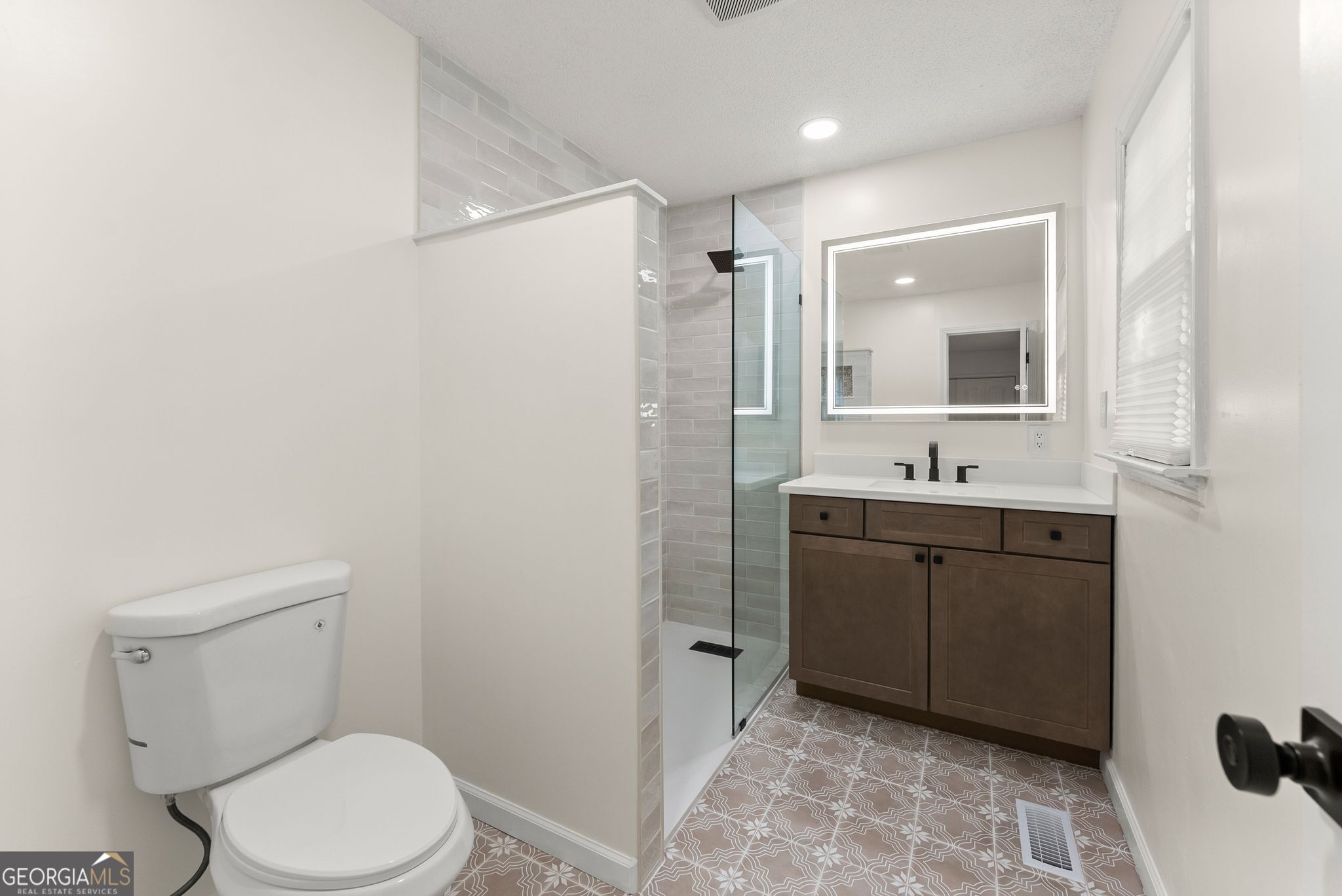 388 Sanders Street Property Photo 43