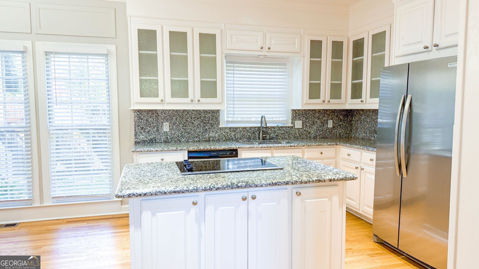 5630 Vicarage Walk Property Photo 15