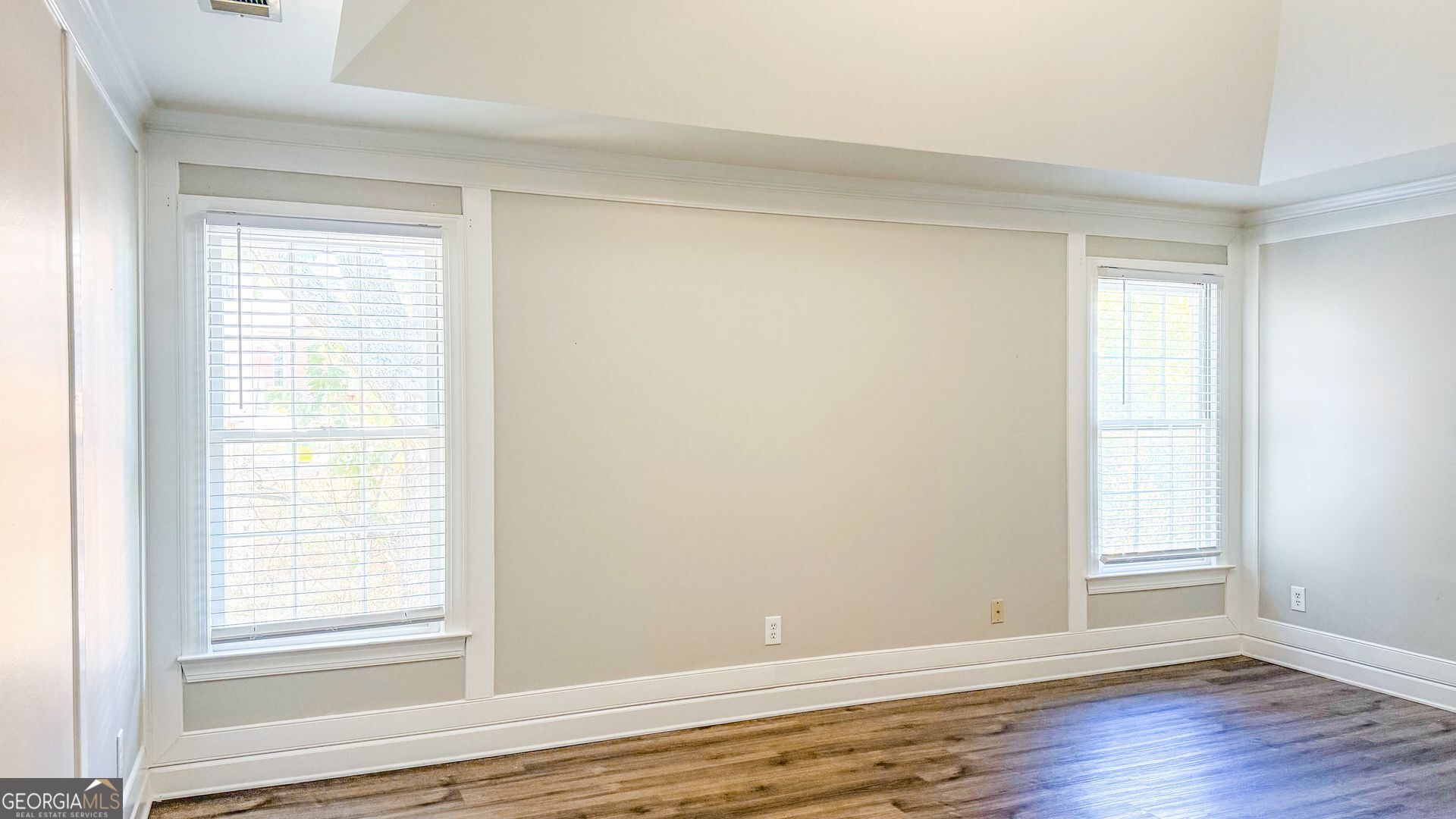 5630 Vicarage Walk Property Photo 19