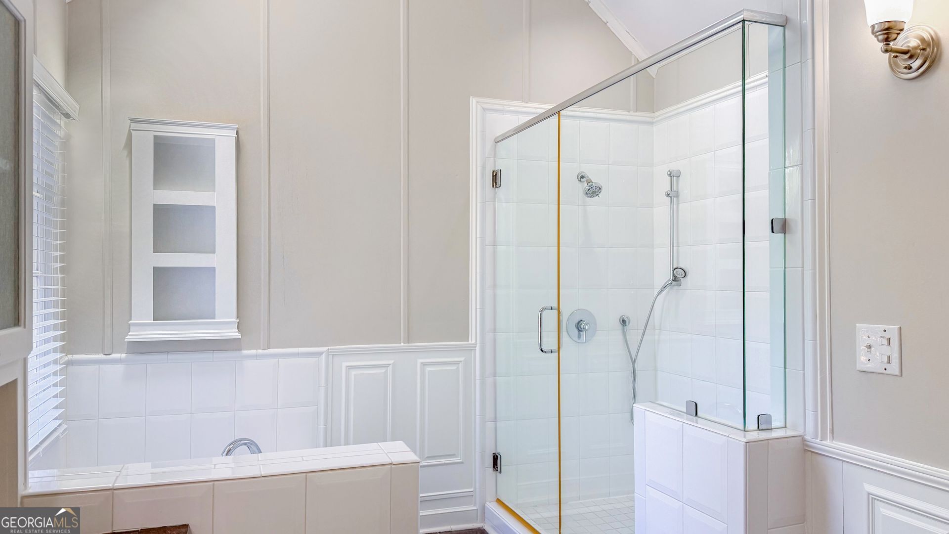 5630 Vicarage Walk Property Photo 25