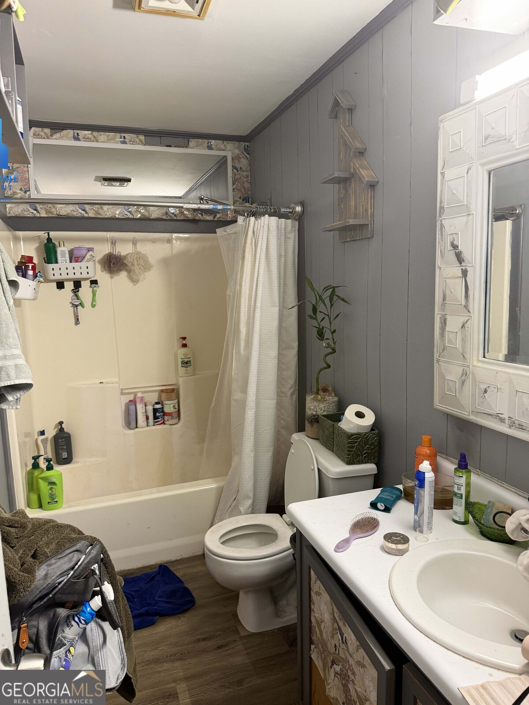 617 E Pine Street Property Photo 7