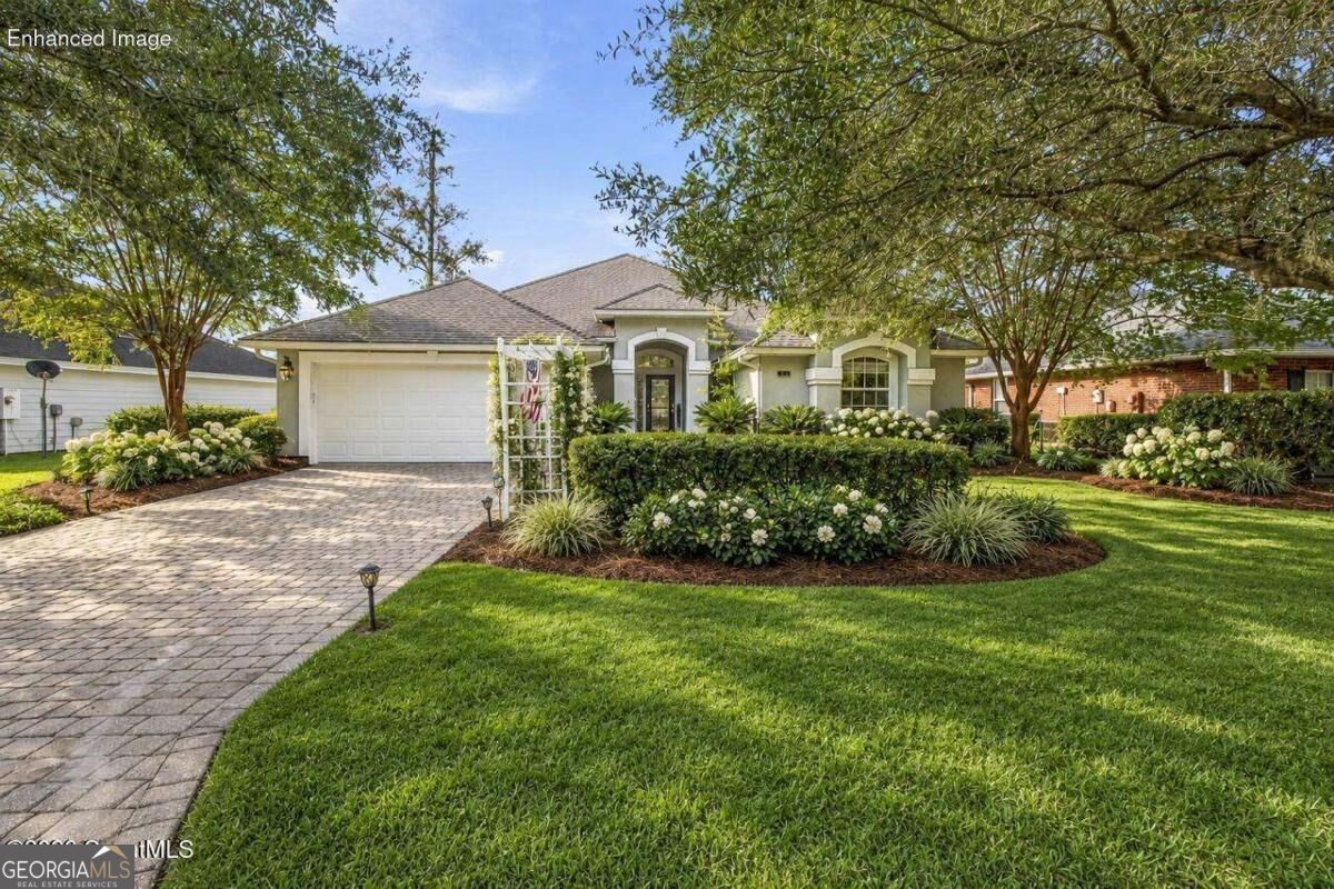 162 Majestic Oaks Drive Property Photo 3