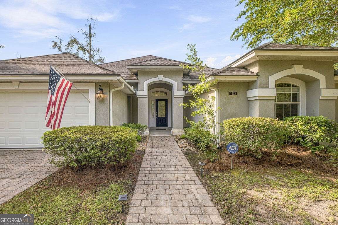 162 Majestic Oaks Drive Property Photo 4