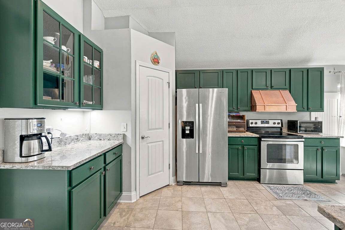 162 Majestic Oaks Drive Property Photo 12