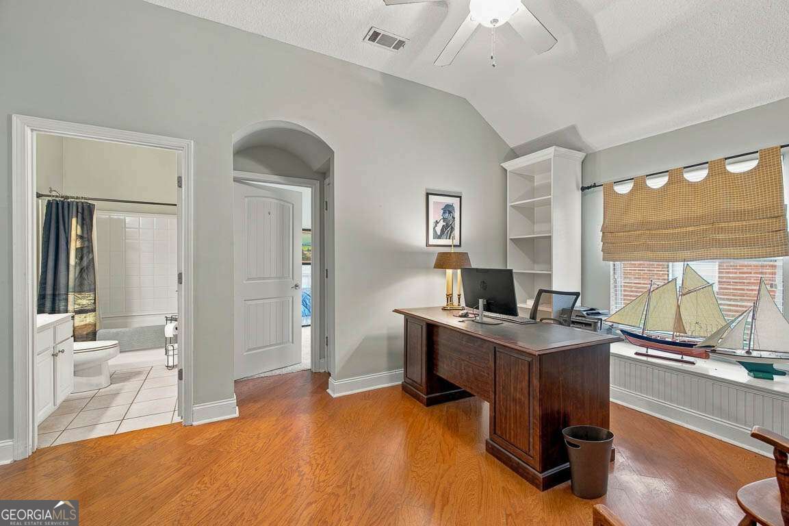 162 Majestic Oaks Drive Property Photo 28
