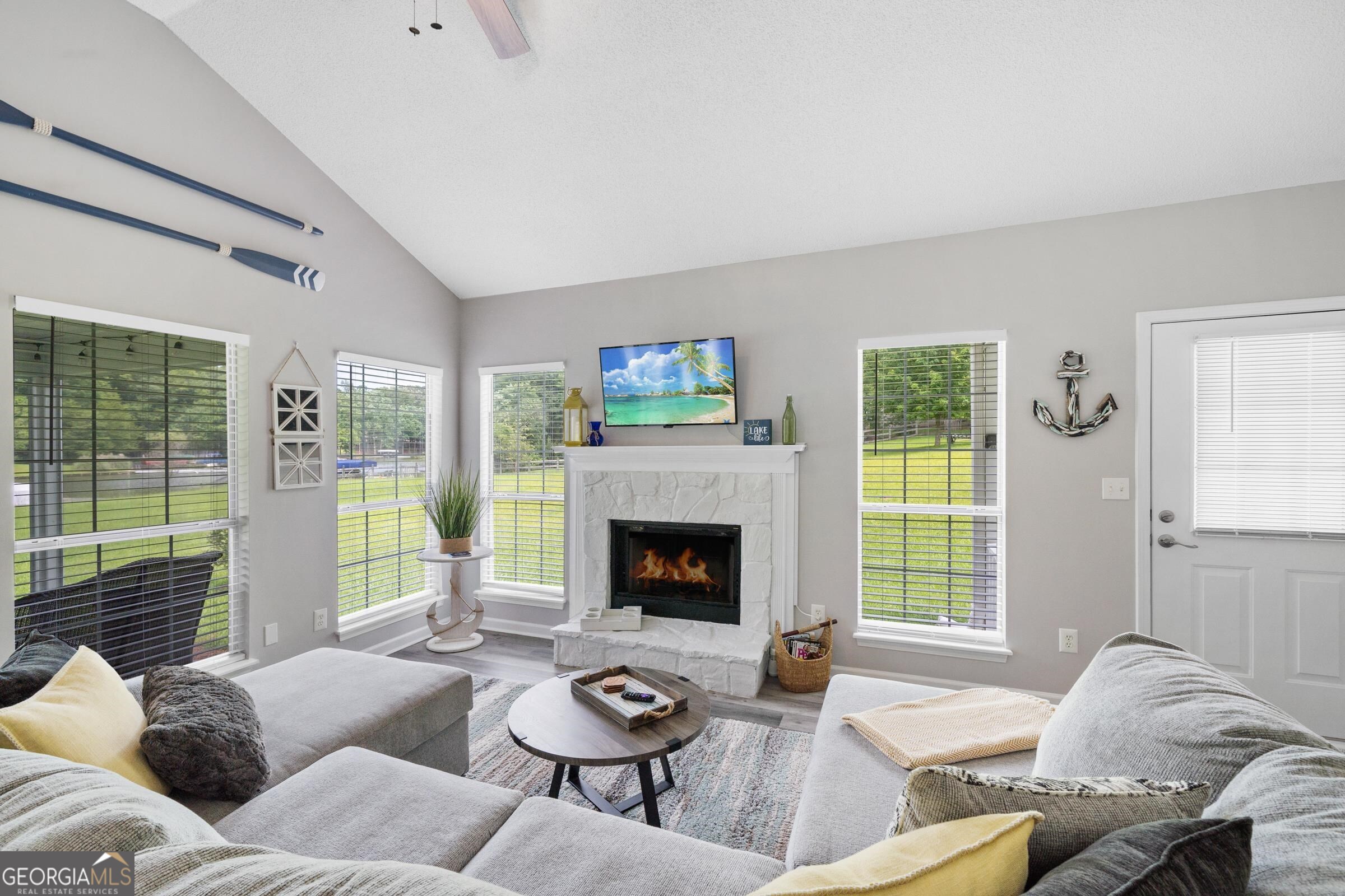 225 E River Bend Drive Property Photo 8