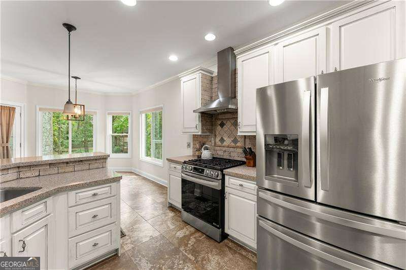5825 Birch Ridge Trail Property Photo 11