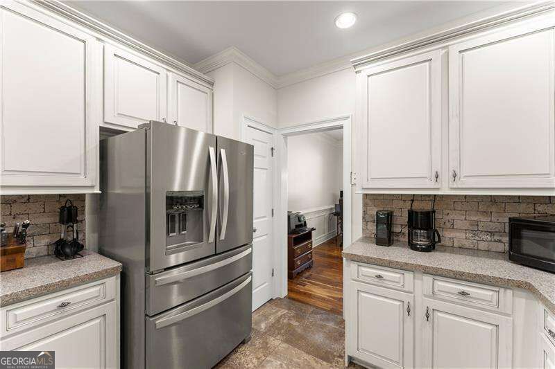 5825 Birch Ridge Trail Property Photo 13