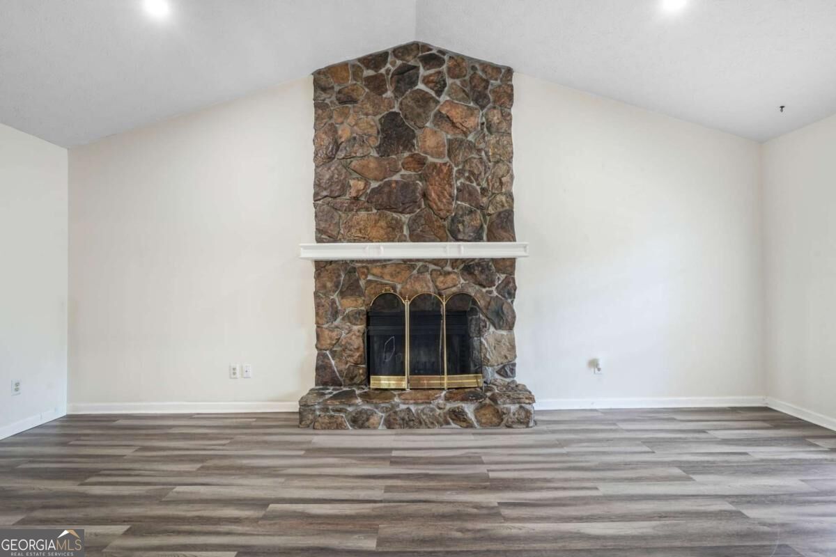 1349 Ashbrook Drive Property Photo 8