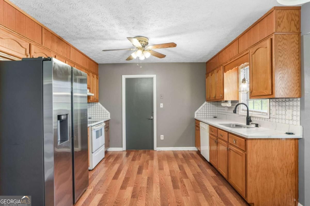 1349 Ashbrook Drive Property Photo 11