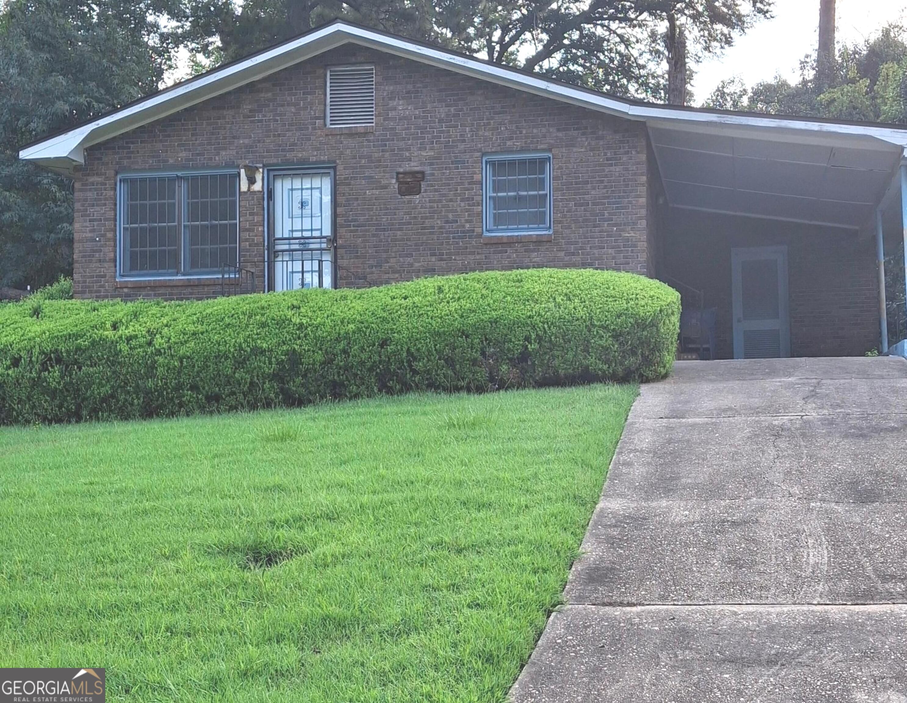 2916 Urban Avenue Property Photo 1