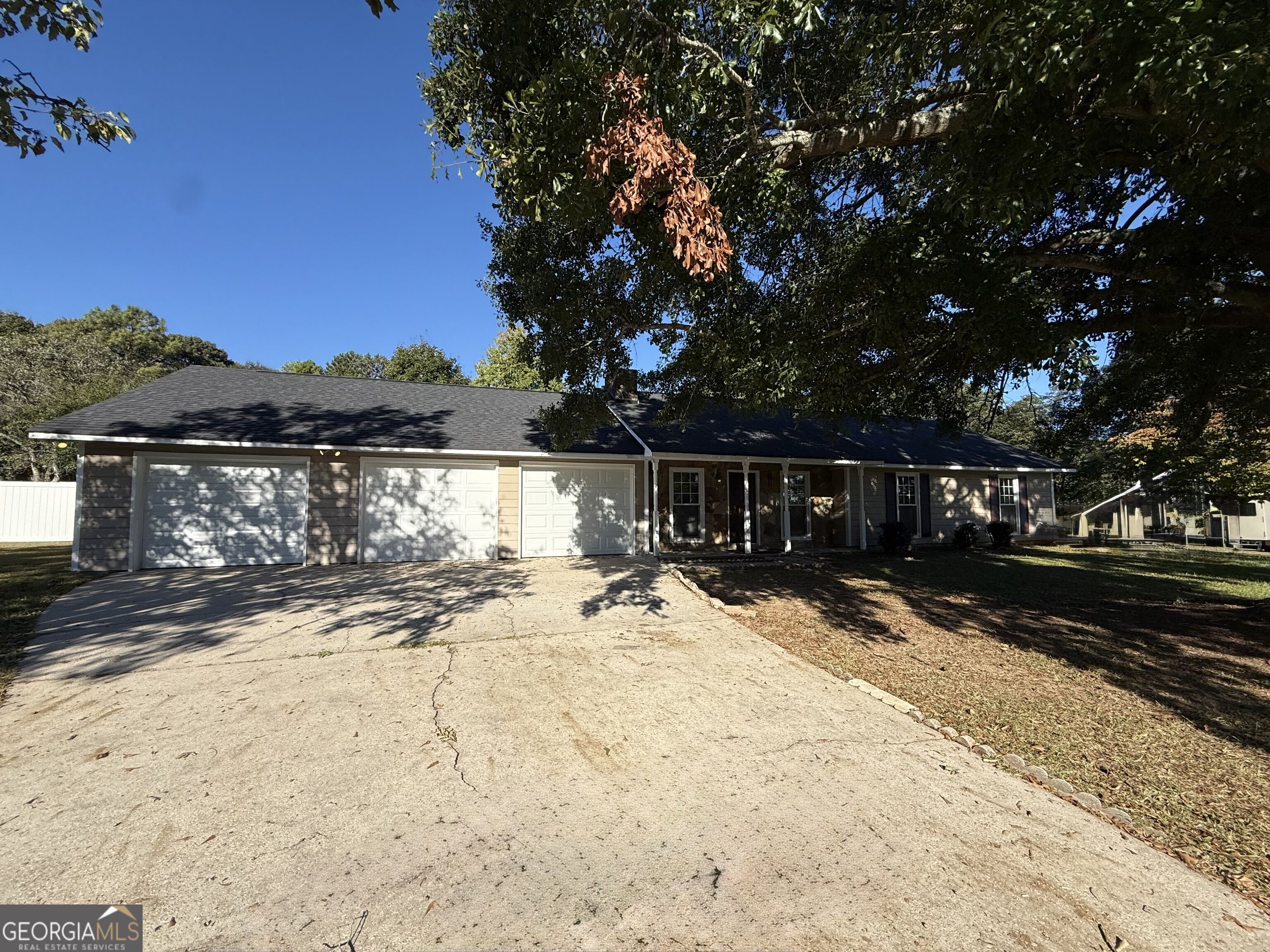 201 Merrill Drive Property Photo 4