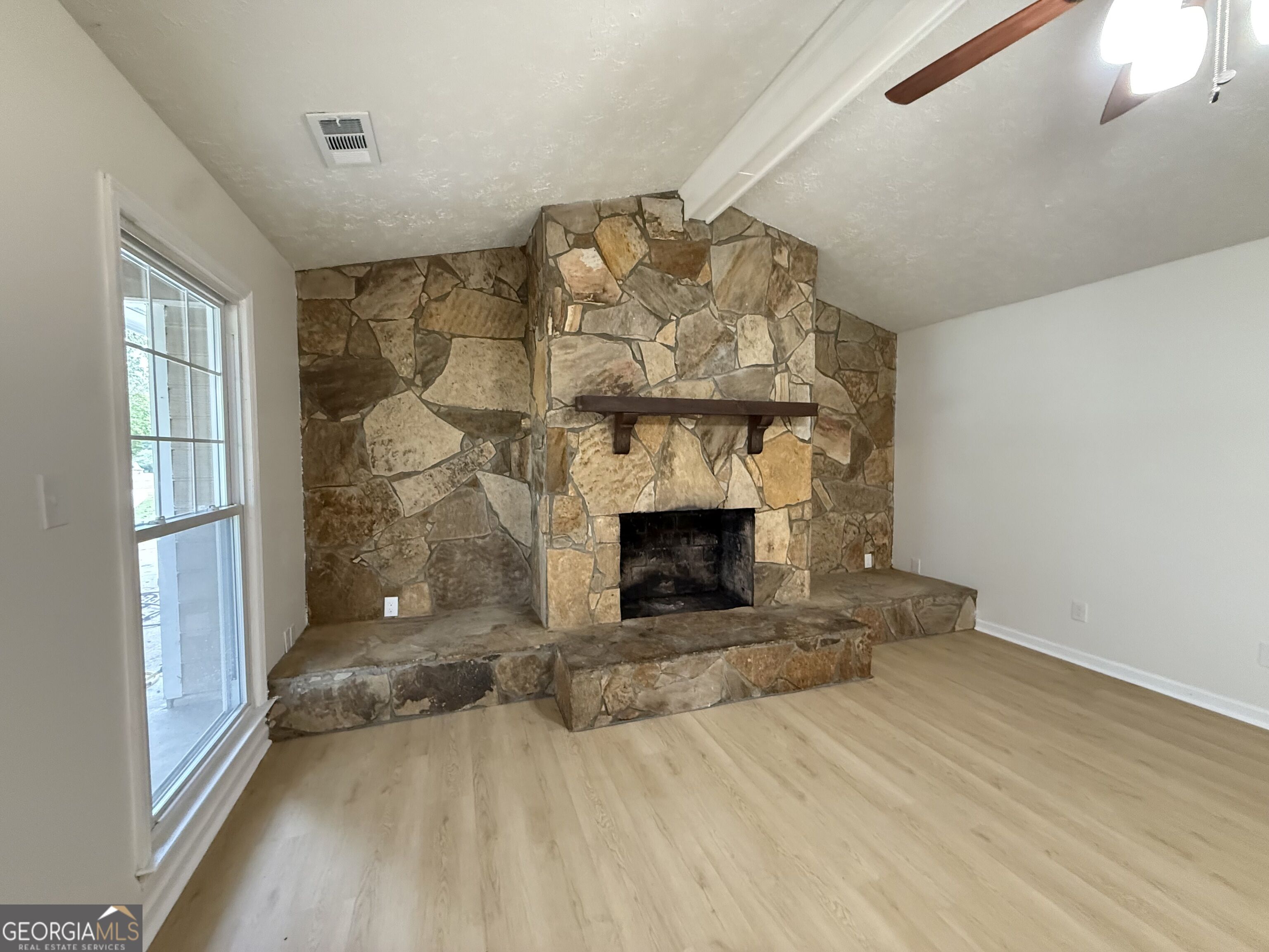201 Merrill Drive Property Photo 8
