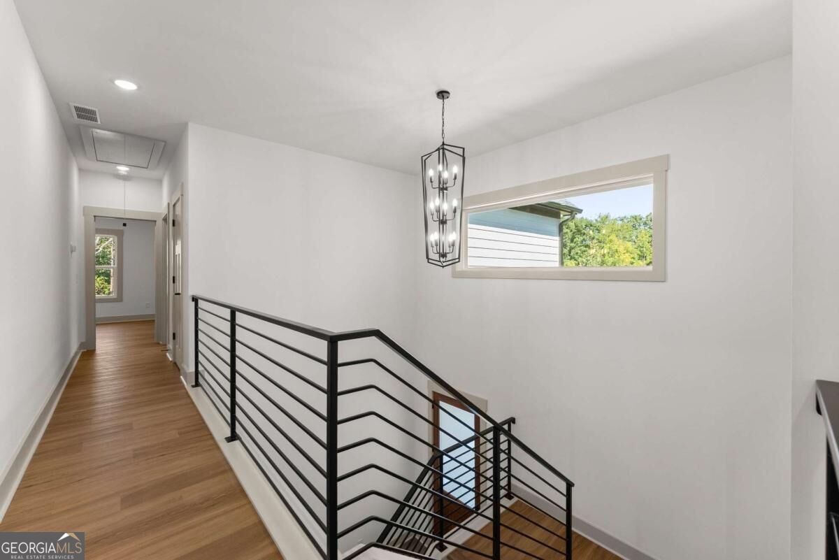 136 Lakeview Way Property Photo 40