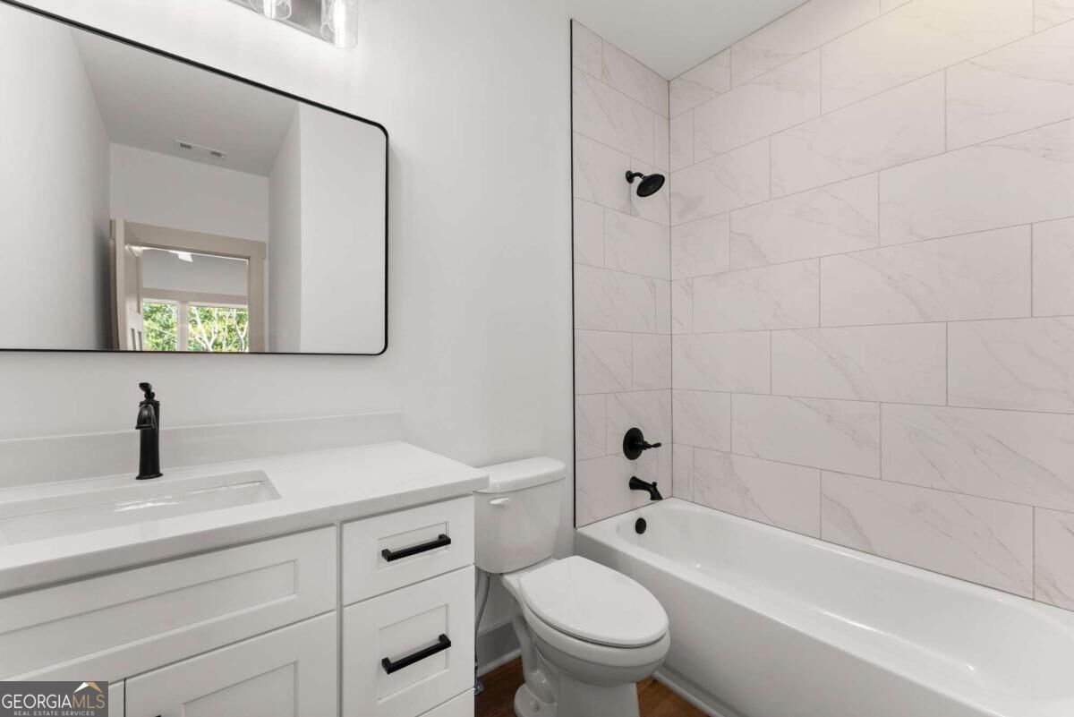 136 Lakeview Way Property Photo 46